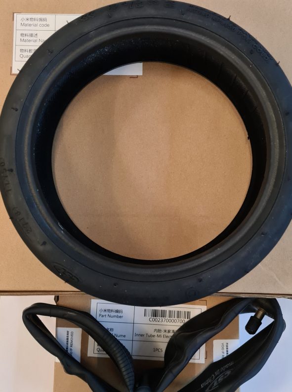 zadna-predna-guma-originalna-za-elektricheski-skuter-xiaomi-sas-smyana